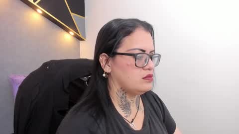 BRIGITTE online show from April 22, 2026, 1:41 am