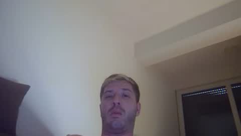 Snapshot of brii0000 chatting on July 17, 2026, 2:24 pm brii0000 online show from July 17, 2026, 2:24 pm