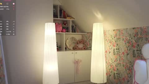 Vi. online show from January 15, 2025, 3:07 pm