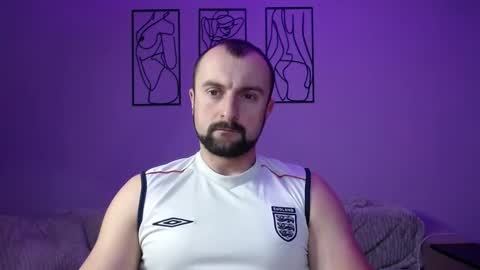 brindlefly69 online show from December 10, 2024, 11:43 am