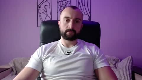 brindlefly69 online show from January 28, 2025, 11:38 am