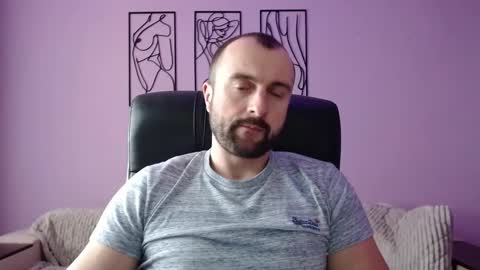 brindlefly69 online show from February 10, 2025, 11:25 am