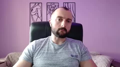 brindlefly69 online show from February 25, 2025, 11:41 am