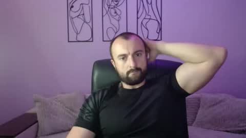 brindlefly69 online show from September 13, 2025, 11:10 am