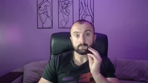 brindlefly69 online show from October 7, 2025, 10:34 am