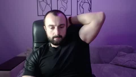 brindlefly69 online show from November 24, 2025, 11:43 am