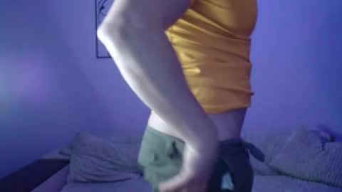 brindlefly69 online show from November 26, 2025, 1:56 pm