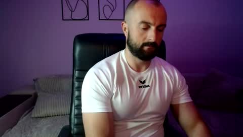 Snapshot of brindlefly69 chatting on June 20, 2026, 3:37 pm brindlefly69 online show from June 20, 2026, 3:37 pm