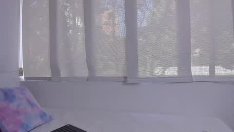 Snapshot of brisa_blue chatting on January 10, 2025, 7:43 pm Brisa online show from January 10, 2025, 7:43 pm