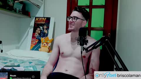 Snapshot of briscolaman chatting on February 12, 2025, 2:14 am Martin online show from February 12, 2025, 2:14 am