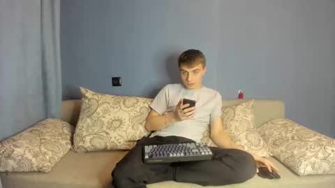 bristlebback online show from October 24, 2025, 4:47 pm