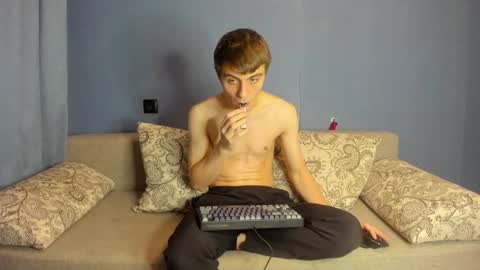 bristlebback online show from November 22, 2025, 8:41 pm