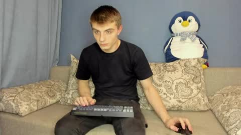 bristlebback online show from April 20, 2026, 4:32 pm