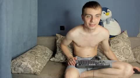 Snapshot of bristlebback chatting on June 10, 2026, 5:01 pm bristlebback online show from June 10, 2026, 5:01 pm