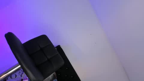 britannyxhorny online show from February 25, 2025, 1:39 pm