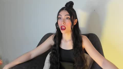 britany lenox online show from November 27, 2025, 11:07 pm