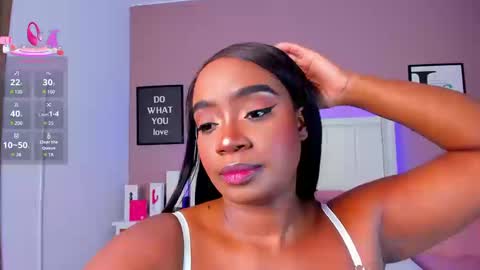 Snapshot of britanymooree chatting on September 8, 2025, 9:47 pm Britany online show from September 8, 2025, 9:47 pm