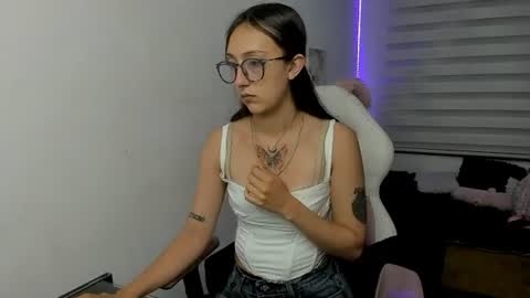 Snapshot of brith_ness chatting on August 1, 2026, 3:39 am Brith ness online show from August 1, 2026, 3:39 am