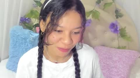 Brithany Rousee online show from December 21, 2024, 3:42 pm