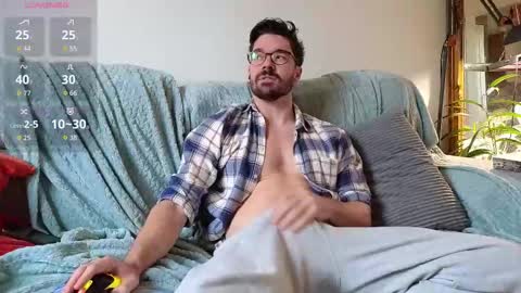 Callum online show from September 19, 2025, 9:43 am