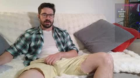 Callum online show from May 26, 2026, 7:43 pm