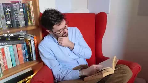 British Poet online show from December 5, 2025, 11:41 am