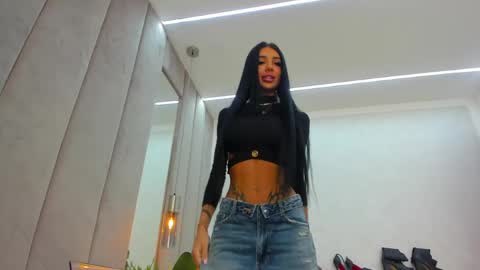 britney_charm online show from March 26, 2026, 7:36 am