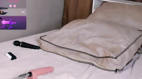 Britney online show from February 5, 2025, 3:13 am