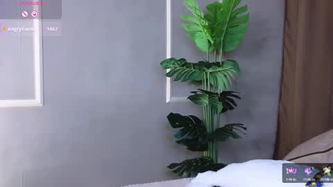 Britney online show from February 23, 2025, 12:51 am