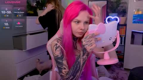 Britney online show from October 7, 2025, 6:10 am