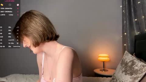 Alisa online show from April 13, 2026, 3:06 pm