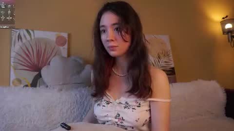 Snapshot of britthe chatting on June 16, 2026, 3:14 pm Lina online show from June 16, 2026, 3:14 pm