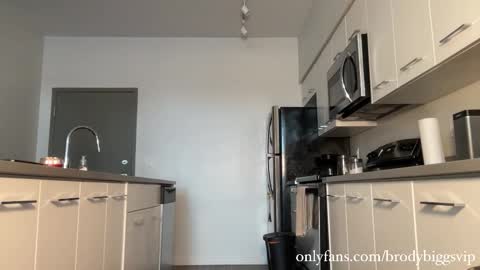 Brody Biggs online show from November 22, 2025, 8:19 pm