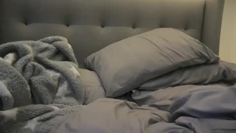 Broke 4 Blake online show from October 6, 2025, 10:45 am