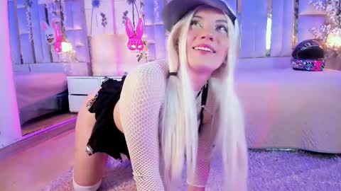     online show from September 14, 2025, 12:48 pm