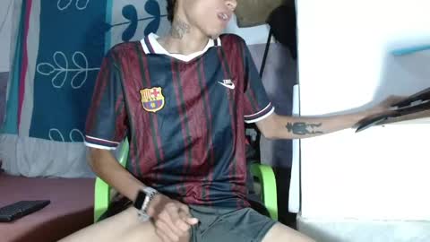 brook_17 online show from April 21, 2026, 1:42 am