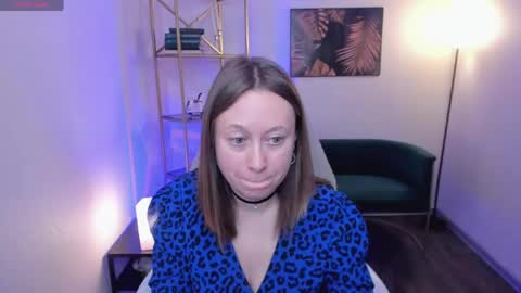 Lady Brooke online show from April 19, 2026, 8:55 pm