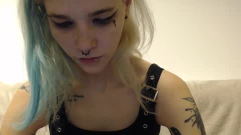 brookewylde_20 online show from December 11, 2024, 4:20 pm