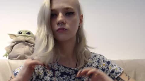 brookewylde_20 online show from September 17, 2025, 3:03 pm
