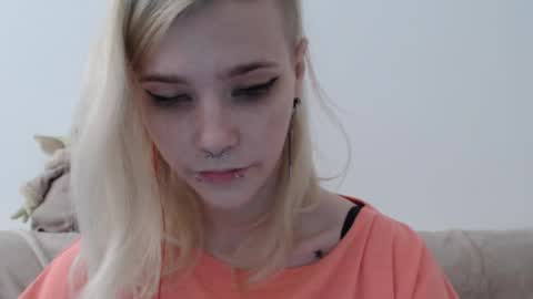 brookewylde_20 online show from November 29, 2025, 10:51 am
