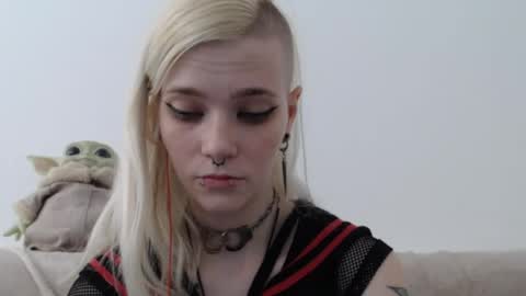 Snapshot of brookewylde_20 chatting on May 9, 2026, 11:15 am brookewylde_20 online show from May 9, 2026, 11:15 am