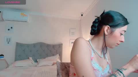 Brook Loves online show from November 13, 2025, 4:22 am