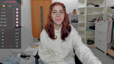 broosnica1 online show from May 28, 2026, 7:49 am