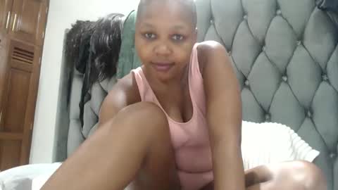 bella online show from September 11, 2025, 2:33 am