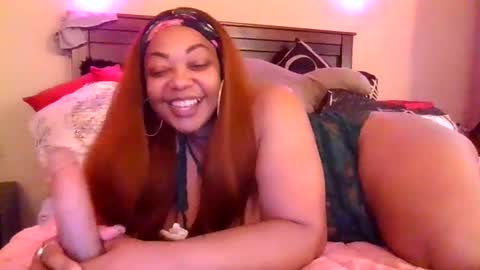 brownroundrenee online show from February 3, 2025, 10:58 am