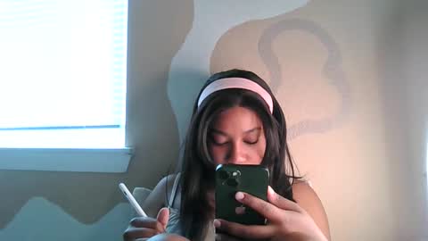 Brownsuagrcutie online show from April 14, 2026, 7:31 pm