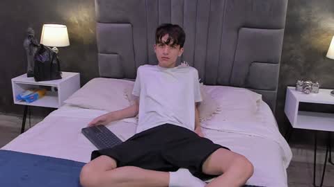 Bruce Hans online show from February 7, 2025, 11:34 am