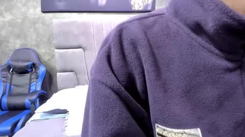 Bruce Hans online show from September 18, 2025, 11:34 am