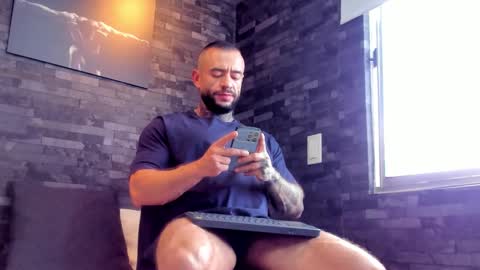 brucedallas online show from September 20, 2025, 6:42 pm