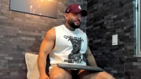 brucedallas online show from May 16, 2026, 12:07 am